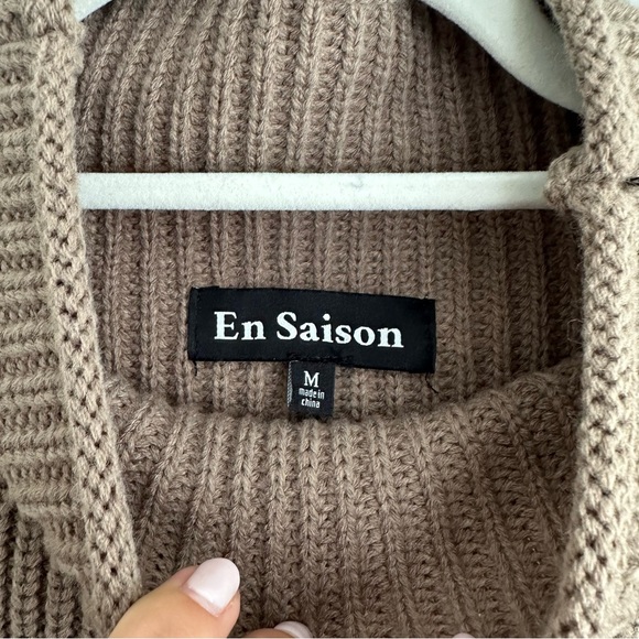 En Saison Kanika Knit Top - Picture 2 of 7